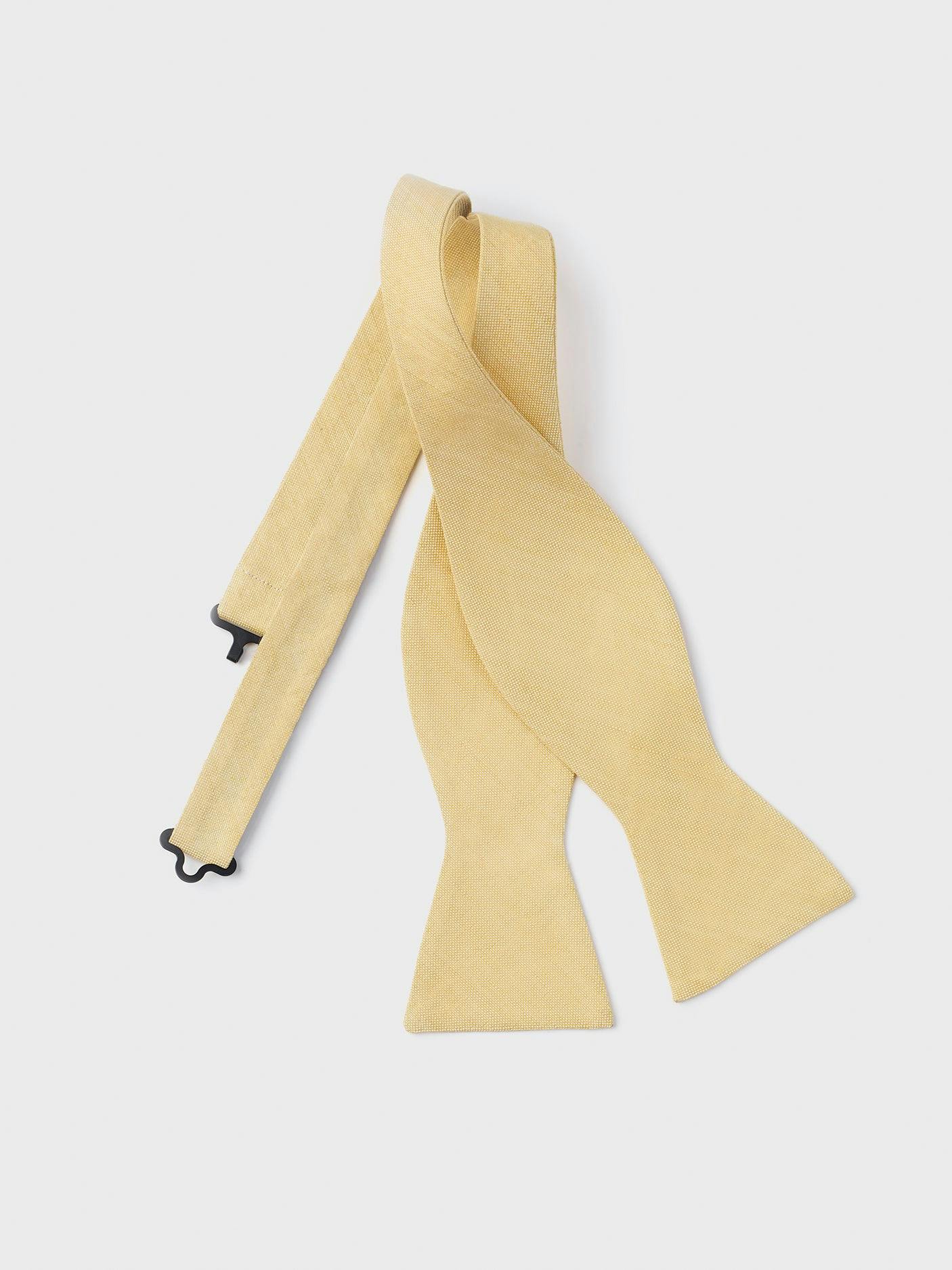 Butter Linen/Silk Bow Tie