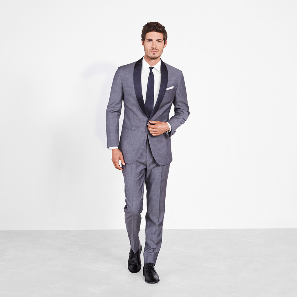 Chambray tuxedo, the perfect summer groomsmen tuxedo idea.