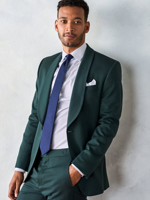 The Green Suit Guide: From Olive to Emerald