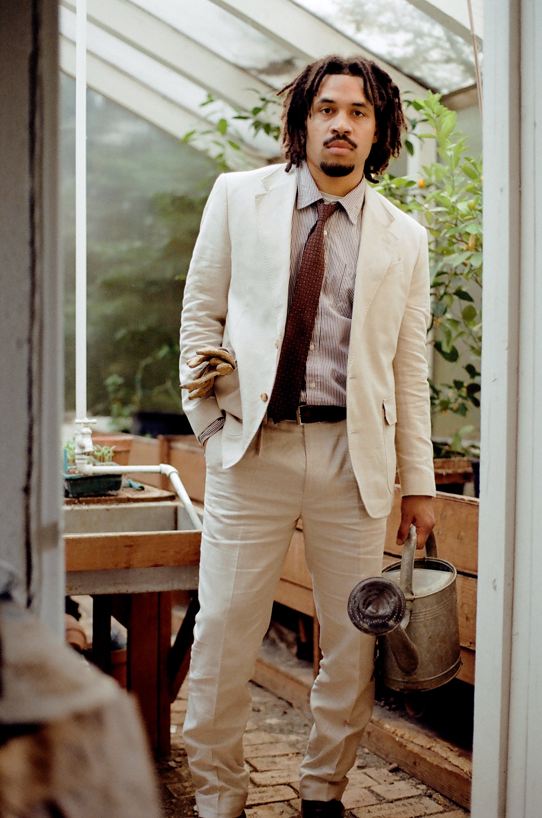 The Black Tux Mojave Tan Linen Pleated Pants-Classic In Black | Size: 40/30