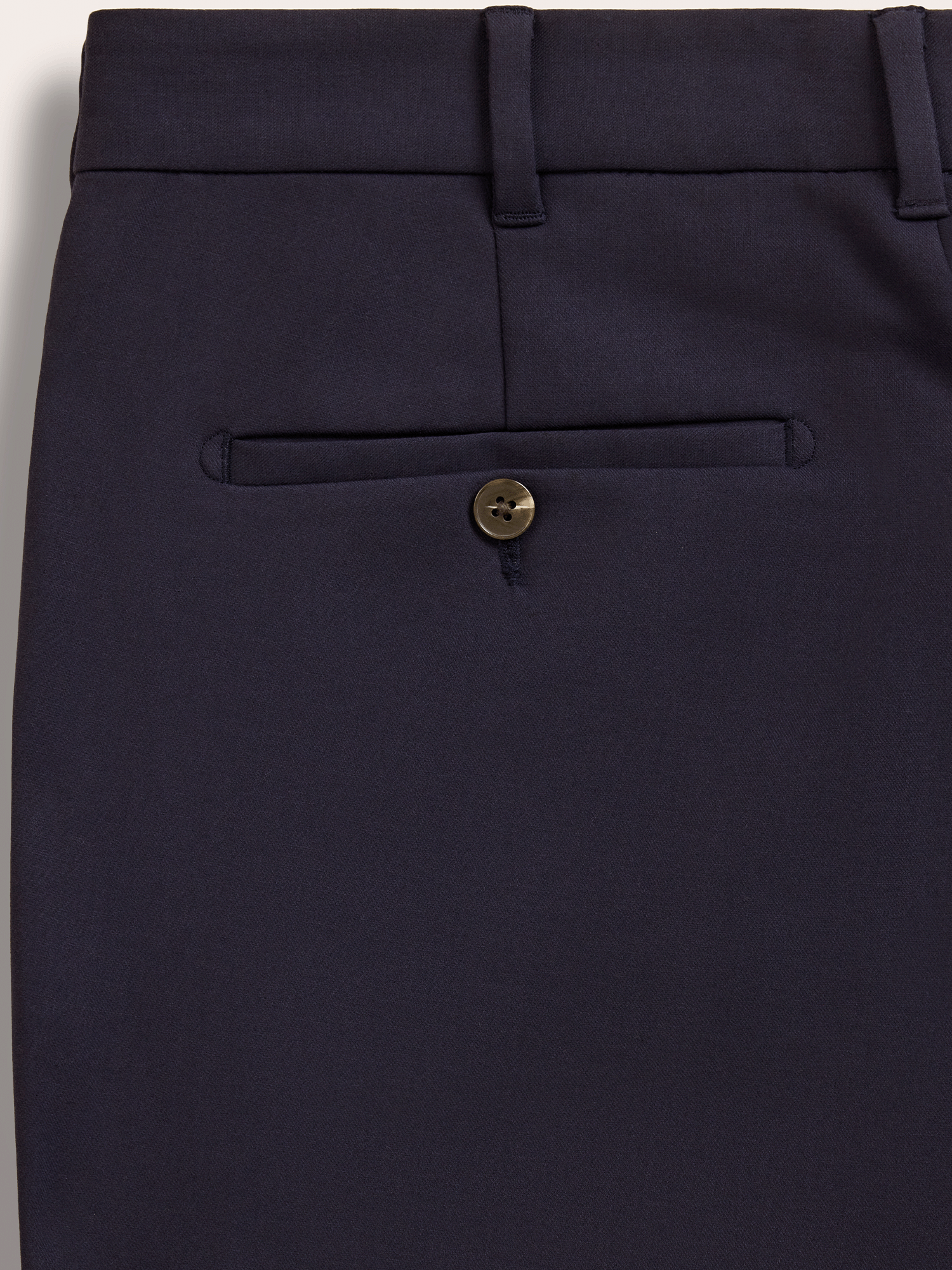 Traveler Pant in Admiral Navy - Regular