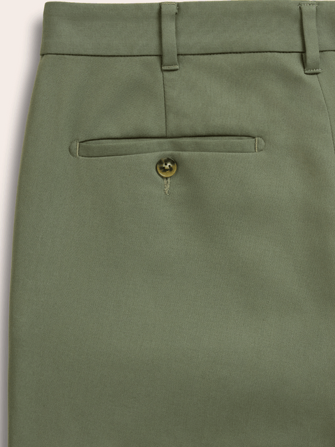Traveler Pant in Dusty Sage - Regular