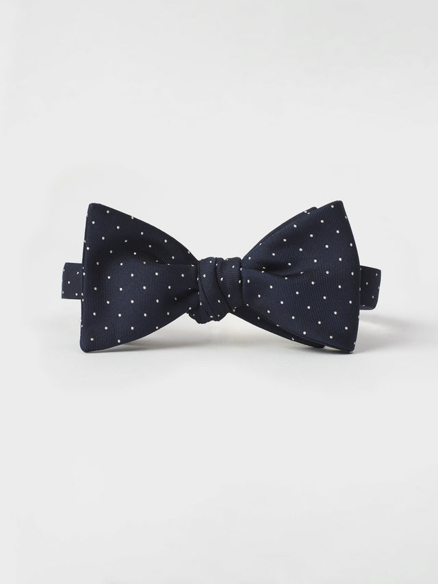 Bow Tie In Satin BLACK Man N3MF8492650WRFPZB999